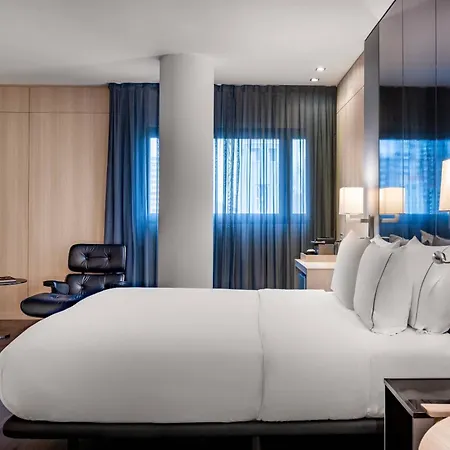 Hotel Ac Sants By Marriott 4*