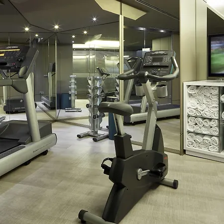 Ac Sants By Marriott Otel