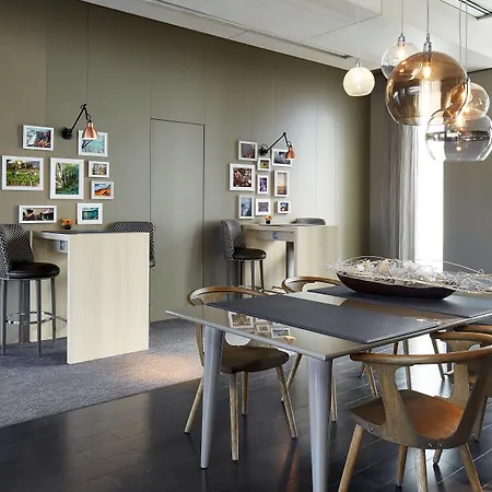 Ac Sants By Marriott Otel 4*