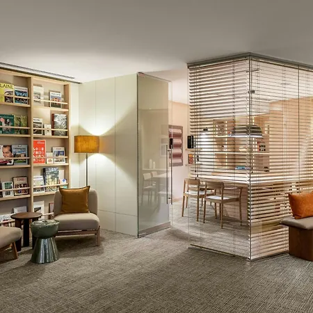 Hotel Ac Sants By Marriott 4*