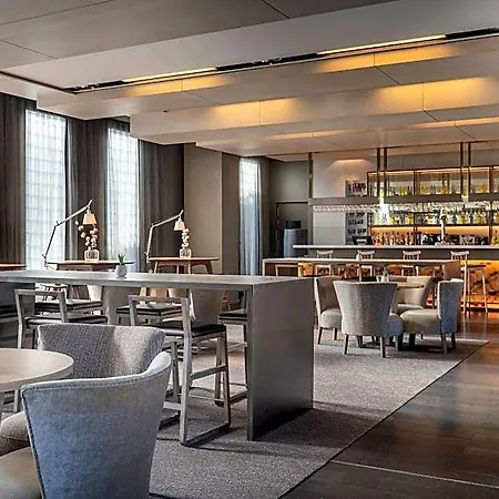Hotel Ac Sants By Marriott Barcellona