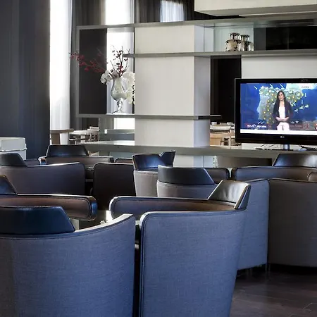 מלון Ac Sants By Marriott 4*