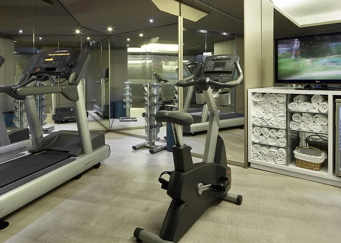 Ac Sants By Marriott Hotel