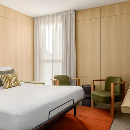 Ac Sants By Marriott