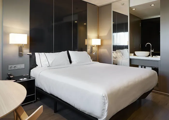 Отель Ac Sants By Marriott Барселона